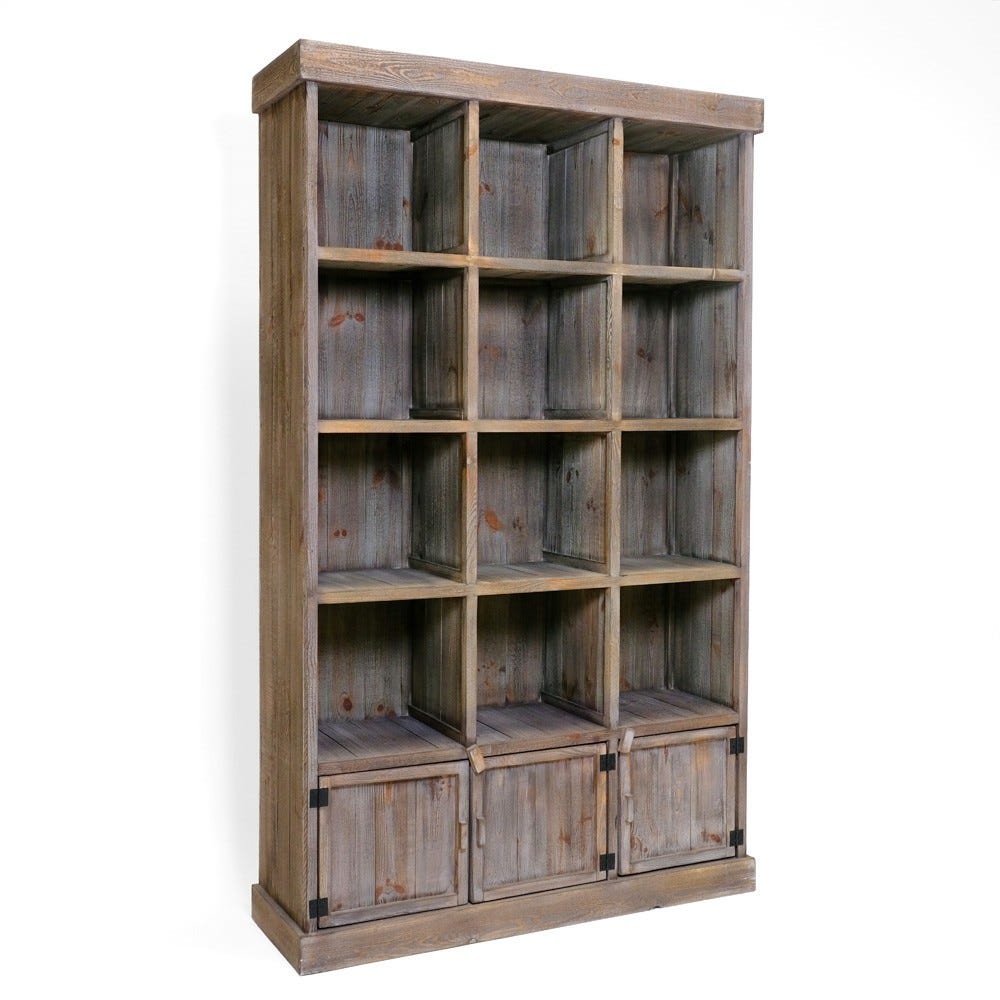 Buffet Héritage pin vieilli 12 cases 3 portes H200 x L119cm Buffet Héritage pin vieilli 12 cases 3 portes H200 x L119cm