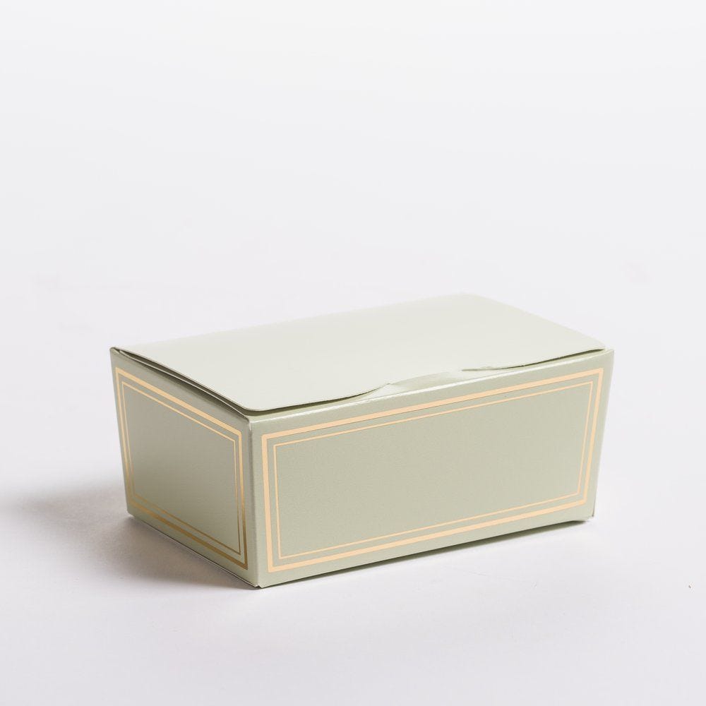 Ballotin Elegance vert 500g L 14 x P 9 x H 6 cm par 20 Ballotin Elegance vert 500g L 14 x P 9 x H 6 cm par 20