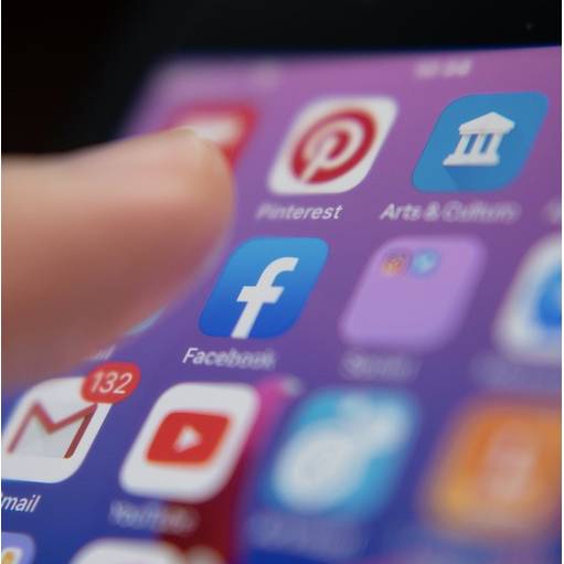 Développer la visibilité de votre entreprise sur les réseaux sociaux Développer la visibilité de votre entreprise sur les réseaux sociaux